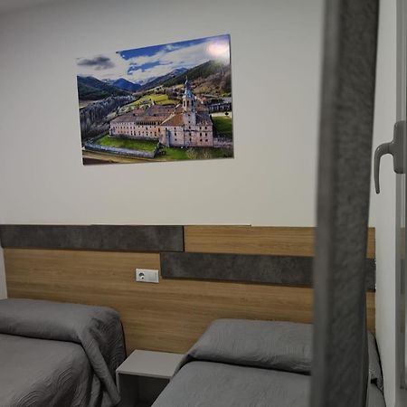 Hostal Rioja Condestable لوغرونيو المظهر الخارجي الصورة